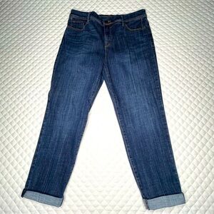 Chico’s So Slimming Girlfriend Crop in Dark Wash